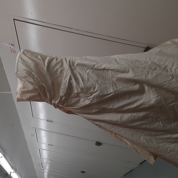 Vera Wang Dutchesse Wedding Wrap Dress SZ 8 Ivory Silk strapless Ball gown Sash - Picture 5 of 16